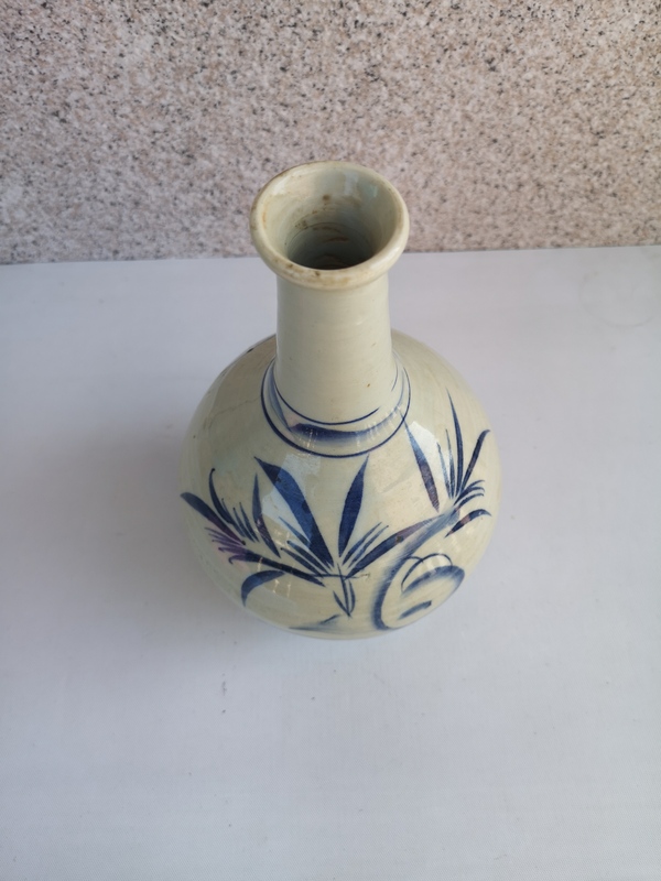 古玩陶瓷花卉紋青花瓶拍賣,當前價格680元