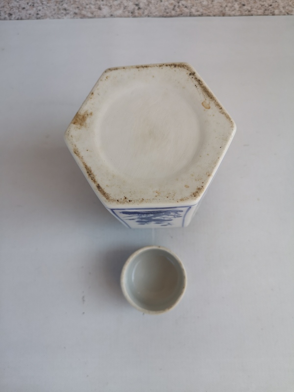 古玩陶瓷松竹梅青花六方茶葉蓋罐拍賣,當(dāng)前價格550元