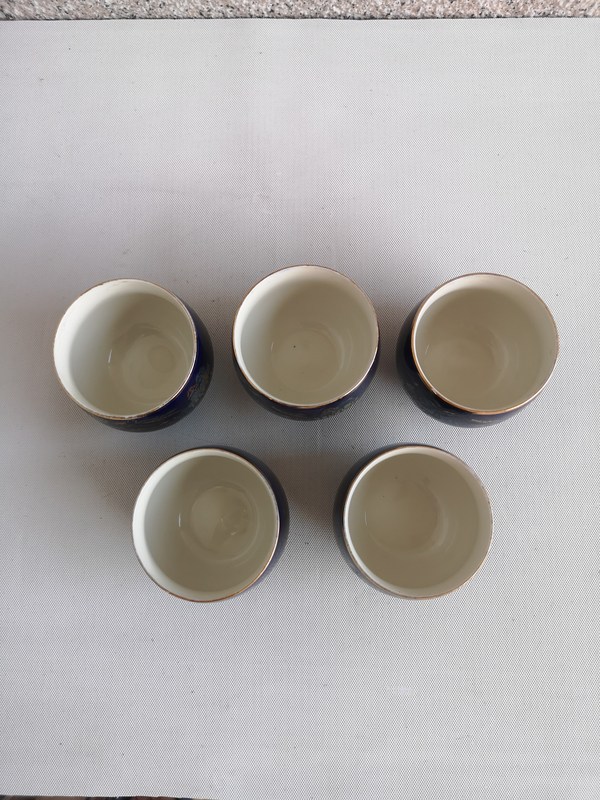 古玩陶瓷藍(lán)釉描金山水紋杯拍賣,當(dāng)前價(jià)格298元