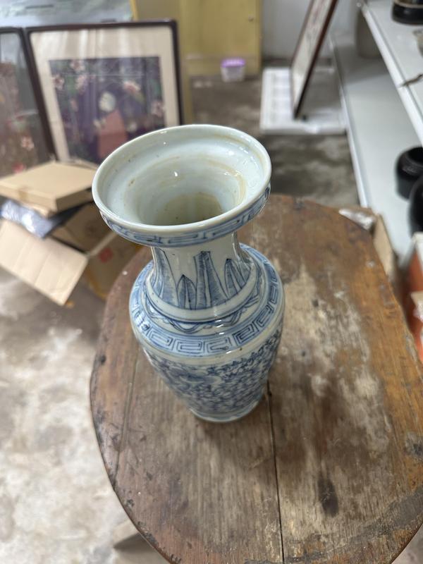 古玩陶瓷青花纏枝喜字小尺瓶拍賣,當前價格4000元