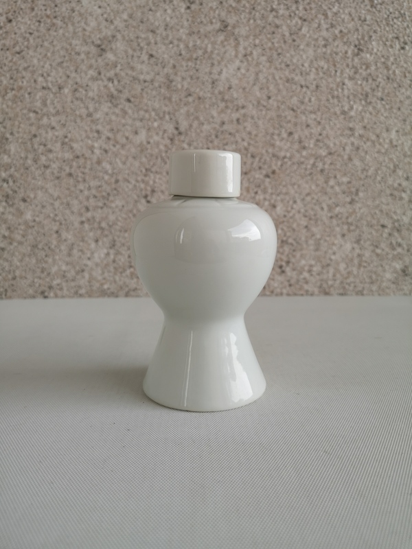 古玩陶瓷白釉梅瓶拍賣,當前價格168元