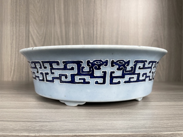 古玩陶瓷清乾隆 天藍釉青花夔龍紋折沿洗(官家重器)拍賣,當(dāng)前價格13000元