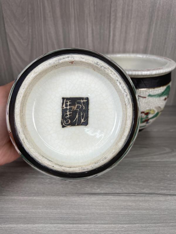 古玩陶瓷清末民初 精品哥釉粉彩刀馬人物圖案缸一對(文房器)拍賣,當(dāng)前價(jià)格3600元