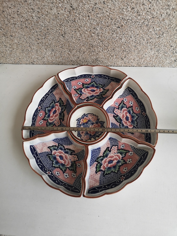 古玩陶瓷花卉紋六攢盤拍賣,當前價格480元