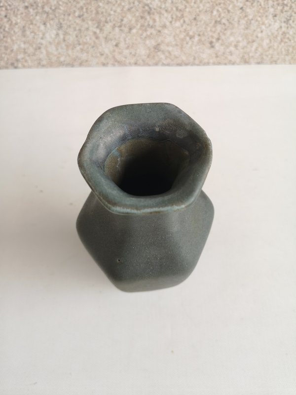 古玩陶瓷鈞釉六方瓶拍賣,當前價格398元