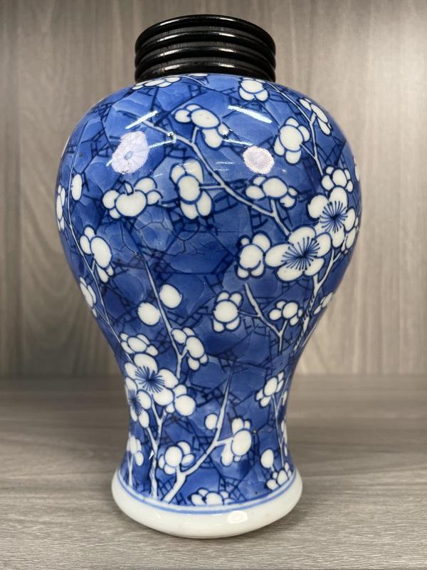古玩陶瓷清康熙 極品青花冰梅圖梅瓶拍賣，當(dāng)前價(jià)格0元