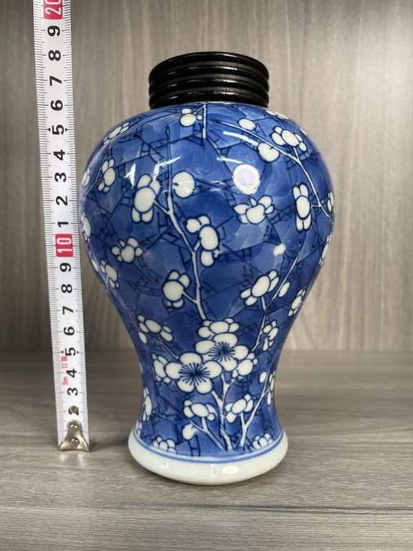 古玩陶瓷清康熙 極品青花冰梅圖梅瓶拍賣，當(dāng)前價(jià)格0元