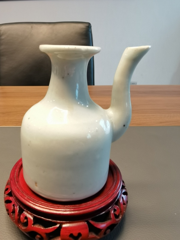古玩陶瓷支丁燒白釉酒壺拍賣,當(dāng)前價(jià)格150元