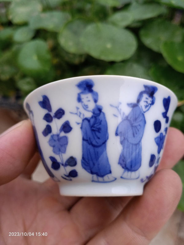 古玩陶瓷青花人物杯碟拍賣,當前價格0元