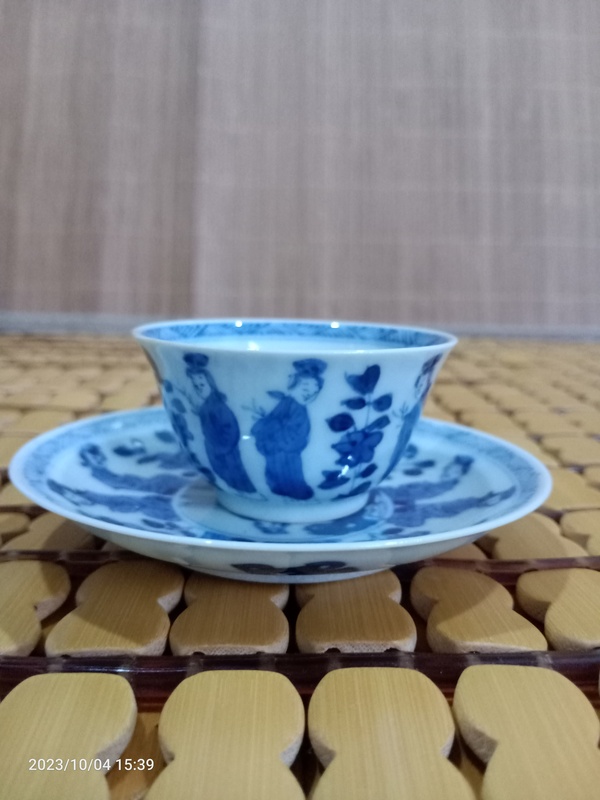 古玩陶瓷青花人物杯碟拍賣,當前價格0元