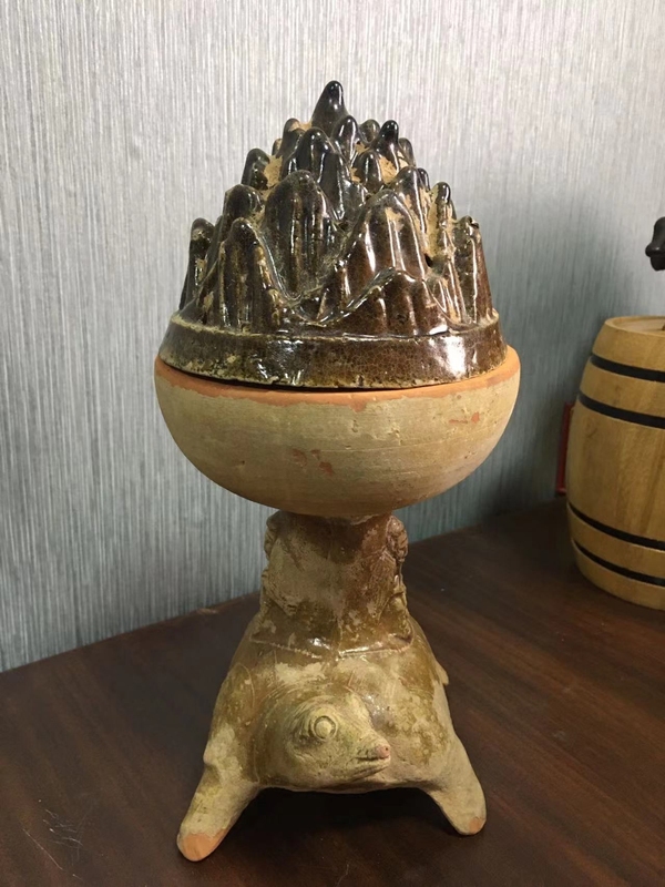 古玩陶瓷秦·龜熏拍賣,當前價格99999元