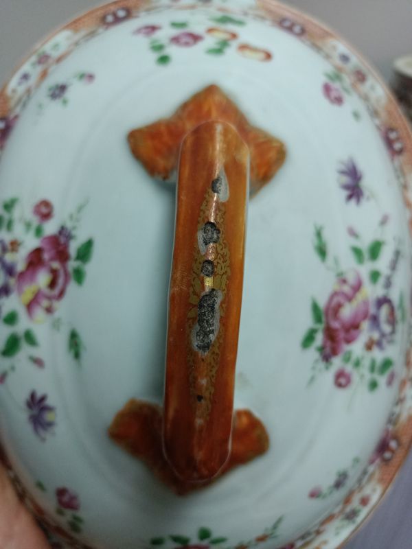 古玩陶瓷花卉紋描金大蓋盆拍賣,當(dāng)前價格4688元