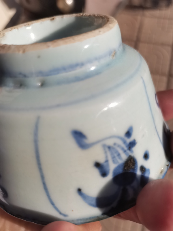 古玩陶瓷清代清早期青花花卉紋杯拍賣,當前價格1599元