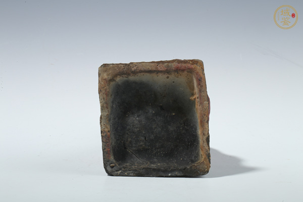 古玩雜項(xiàng)晚清·彩繪文官坐像真品鑒賞圖