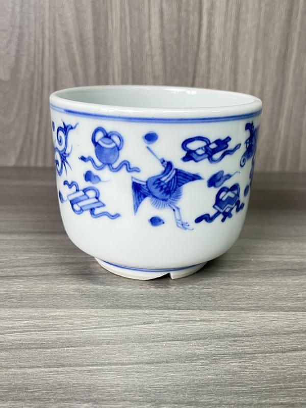 古玩陶瓷晚清民國 鶴鳳暗八仙紋青花琴爐(文房器)拍賣,當前價格580元