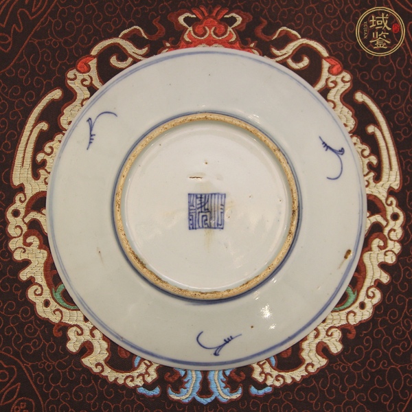古玩陶瓷清中·青花纏枝花卉紋盤真品鑒賞圖