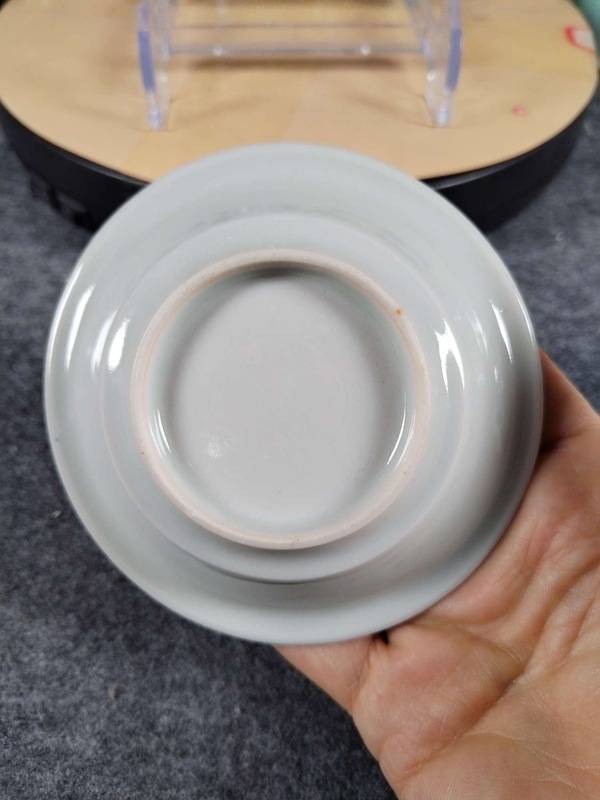 古玩陶瓷清代白釉印花壽字紋盤拍賣,當(dāng)前價(jià)格1500元