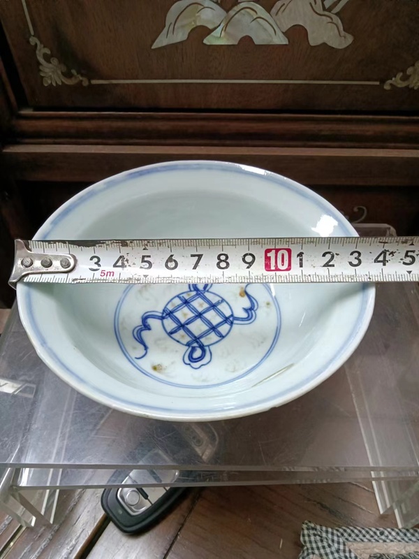 古玩陶瓷青花釉里紅獅子滾繡球紋折沿碗(已保真拍賣,當(dāng)前價(jià)格8888元