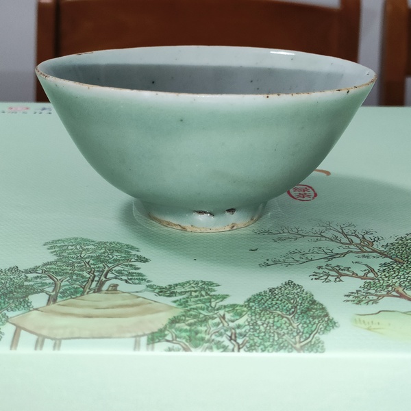 古玩陶瓷清中期,豆青釉茶園拍賣,當前價格160元