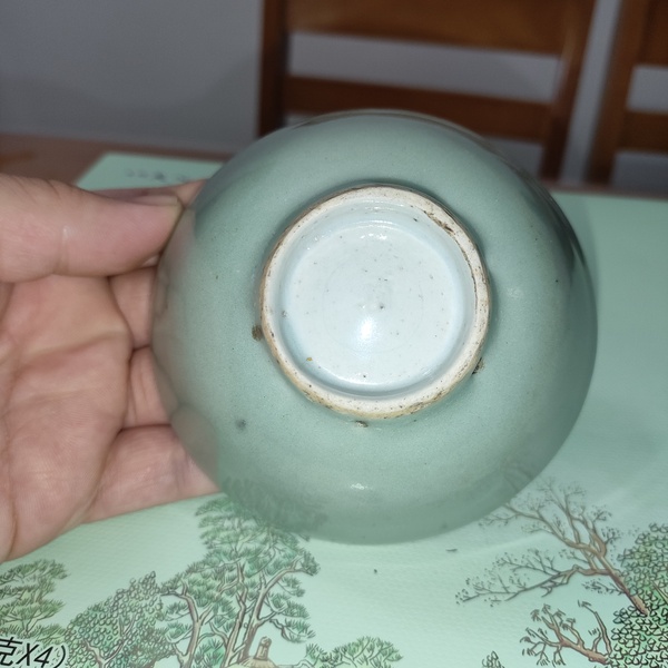 古玩陶瓷清中期,豆青釉茶園拍賣,當前價格160元