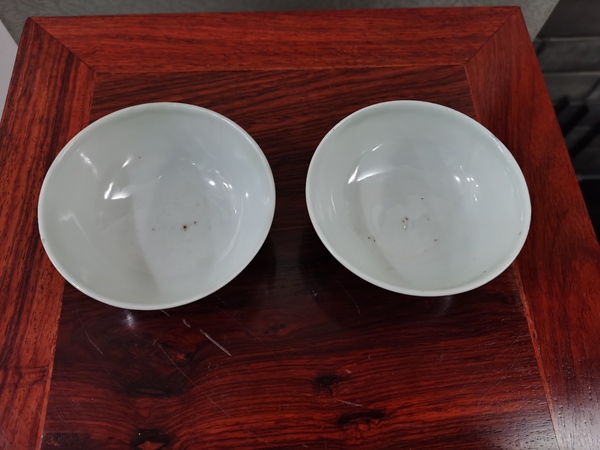 古玩陶瓷保真卡清晚期同治粉彩吉語紋彩繪小碗一對拍賣，當前價格980元