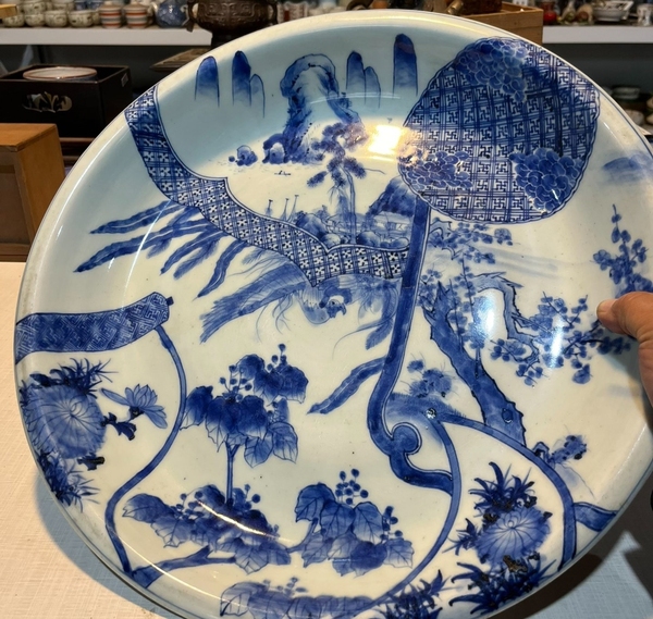 古玩陶瓷清晚期回流青花山水人物紋盤拍賣,當前價格1999元