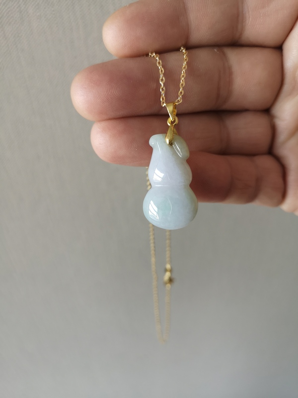 古玩玉器天然翡翠“葫蘆”掛件拍賣,當前價格260元