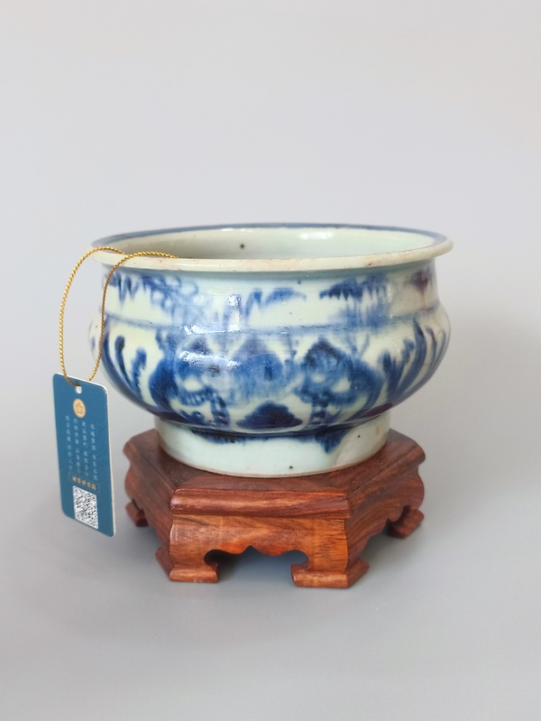 古玩陶瓷康熙青花香爐拍賣,當(dāng)前價(jià)格580元