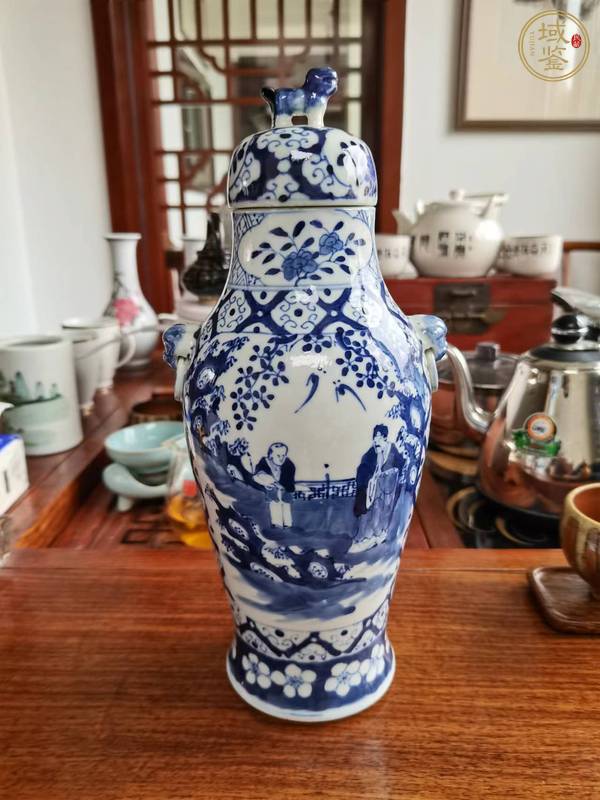 古玩陶瓷光緒·青花開窗攜琴訪友紋蓋瓶真品鑒賞圖