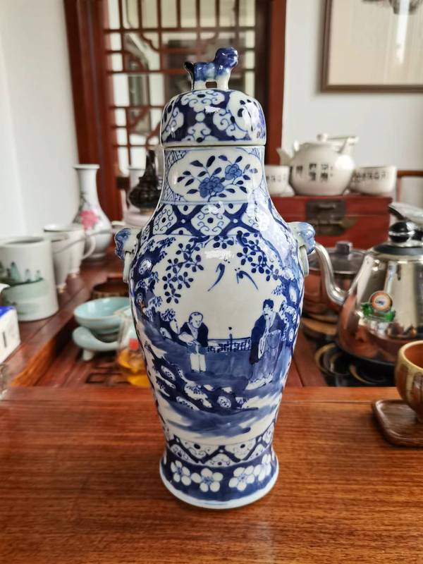 古玩陶瓷青花開光人物故事紋獅耳銜環(huán)尊拍賣，當(dāng)前價格5800元