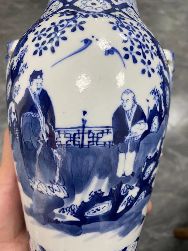 古玩陶瓷青花開光人物故事紋獅耳銜環尊拍賣,當前價格5800元