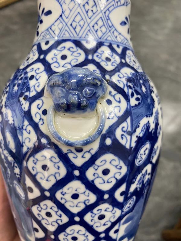 古玩陶瓷青花開光人物故事紋獅耳銜環(huán)尊拍賣，當(dāng)前價格5800元
