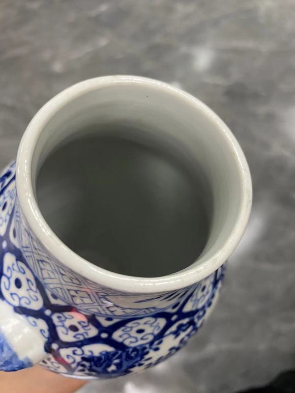 古玩陶瓷青花開光人物故事紋獅耳銜環(huán)尊拍賣，當(dāng)前價格5800元