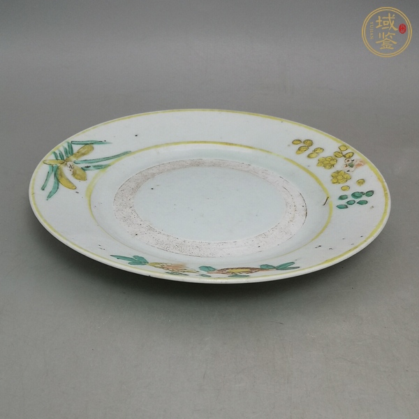 古玩陶瓷清晚·五彩花卉紋盤真品鑒賞圖