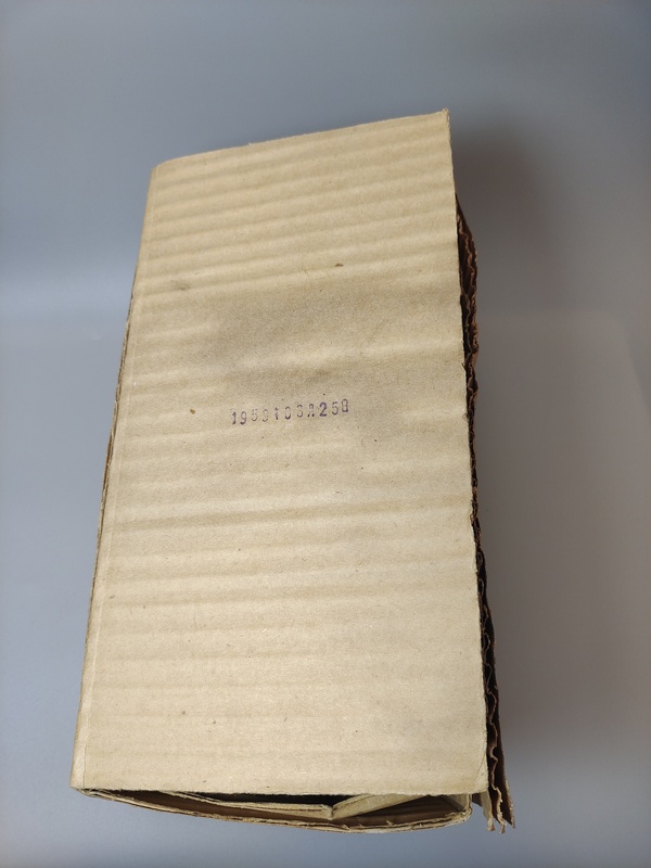 古玩陶瓷1959年?霽藍釉琵琶尊拍賣,當前價格930元