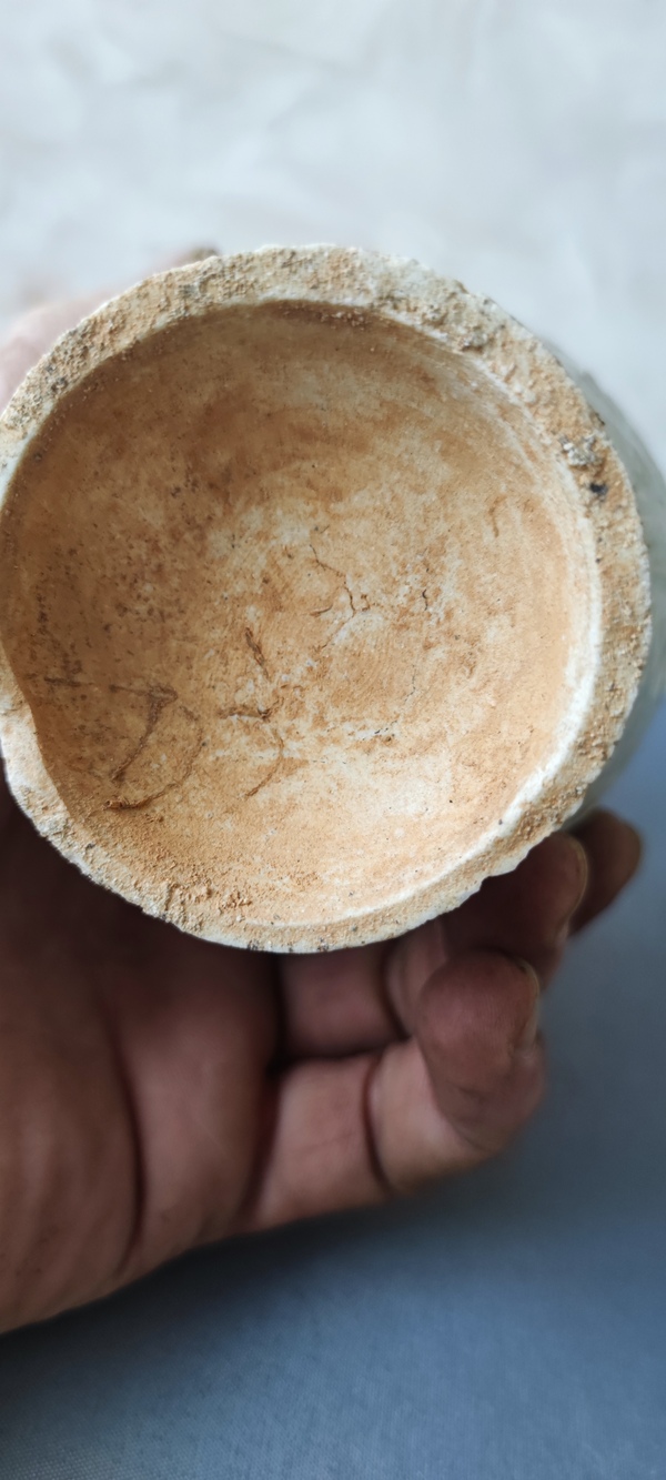 古玩陶瓷宋代青白釉印太平有象紋荷葉口瓶一對拍賣,當前價格12800元
