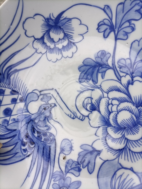 古玩陶瓷清早雍乾時期鳳穿牡丹紋青花盤拍賣,當前價格14000元