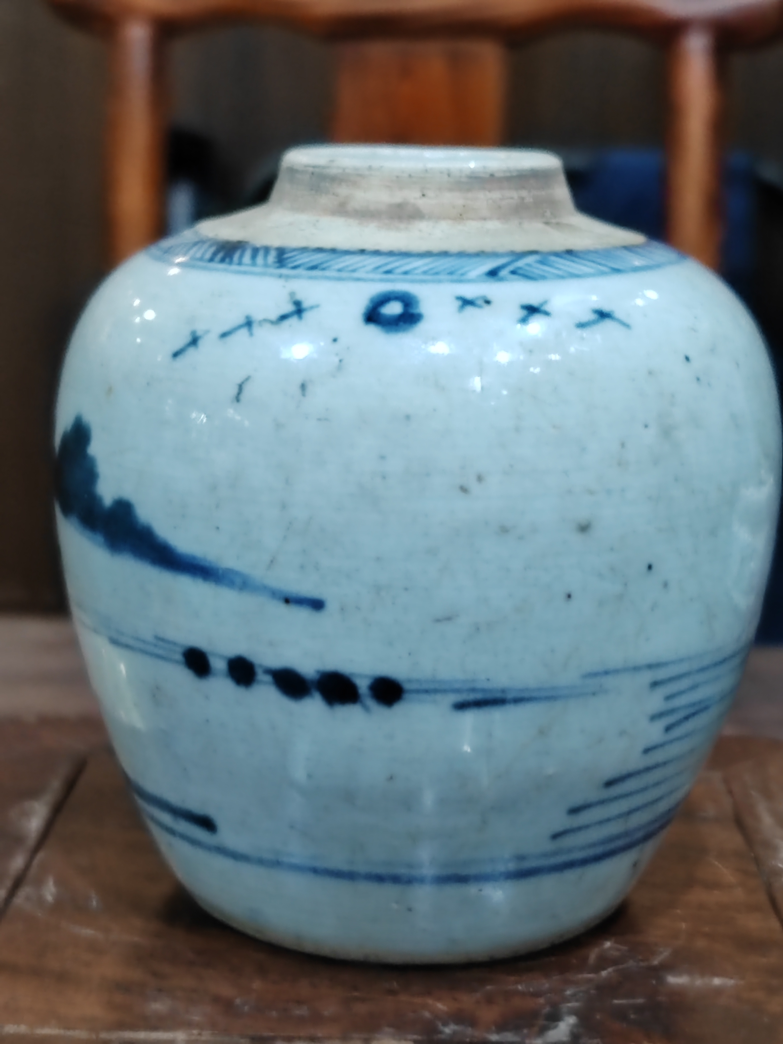 清乾隆青花山水纹八角瓷盘- 陶、瓷器- 河源恐龙文博园_河源市