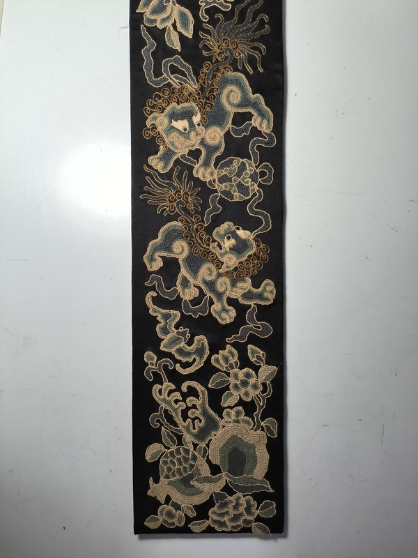 古玩雜項(xiàng)繡  繡品  補(bǔ)子    刺繡  緙絲  獅子  書房陳設(shè)拍賣，當(dāng)前價(jià)格2500元