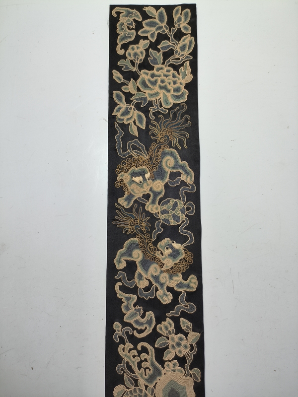 古玩雜項(xiàng)繡  繡品  補(bǔ)子    刺繡  緙絲  獅子  書房陳設(shè)拍賣，當(dāng)前價(jià)格2500元