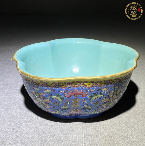 古玩陶瓷福壽紋粉彩花口碗真品鑒賞圖