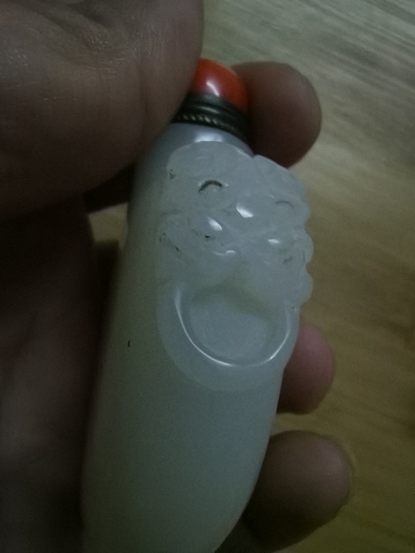 古玩玉器和田玉獸耳銜環鼻煙壺拍賣,當前價格2633元