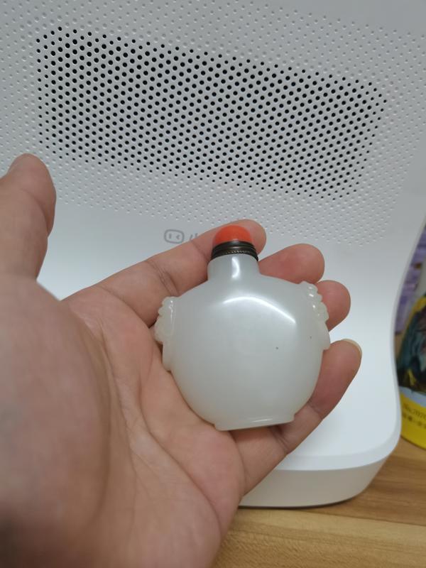 古玩玉器和田玉獸耳銜環鼻煙壺拍賣,當前價格2633元