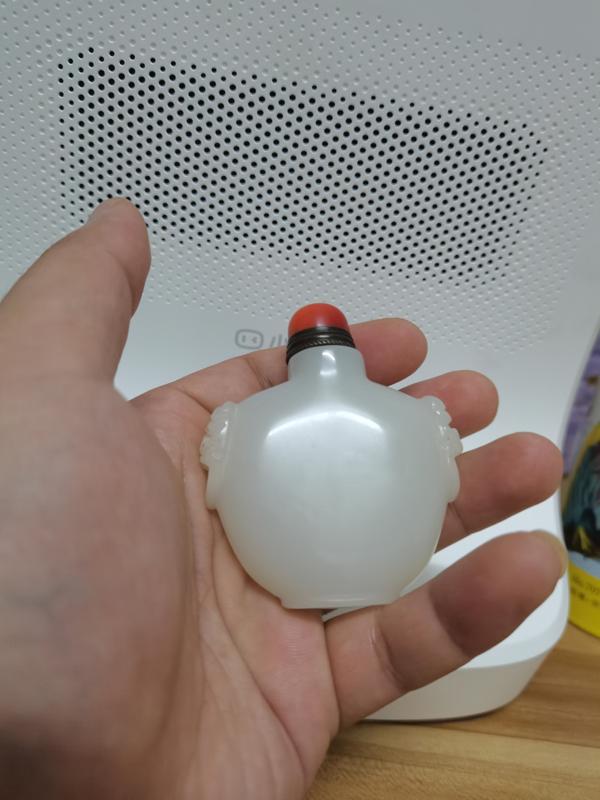 古玩玉器和田玉獸耳銜環鼻煙壺拍賣,當前價格2633元