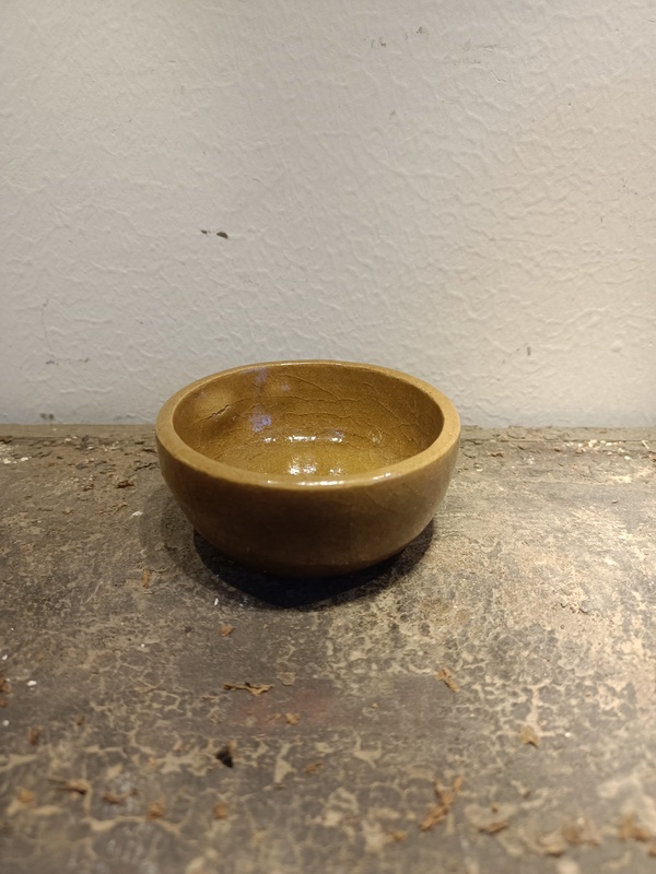 古玩陶瓷元代龍泉黃釉臥足杯拍賣,當(dāng)前價(jià)格6888元