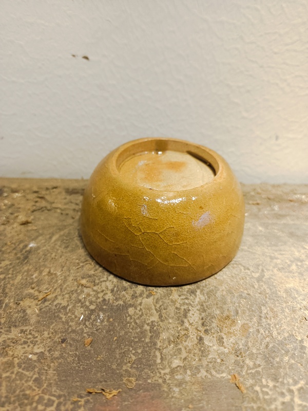 古玩陶瓷元代龍泉黃釉臥足杯拍賣,當(dāng)前價(jià)格6888元