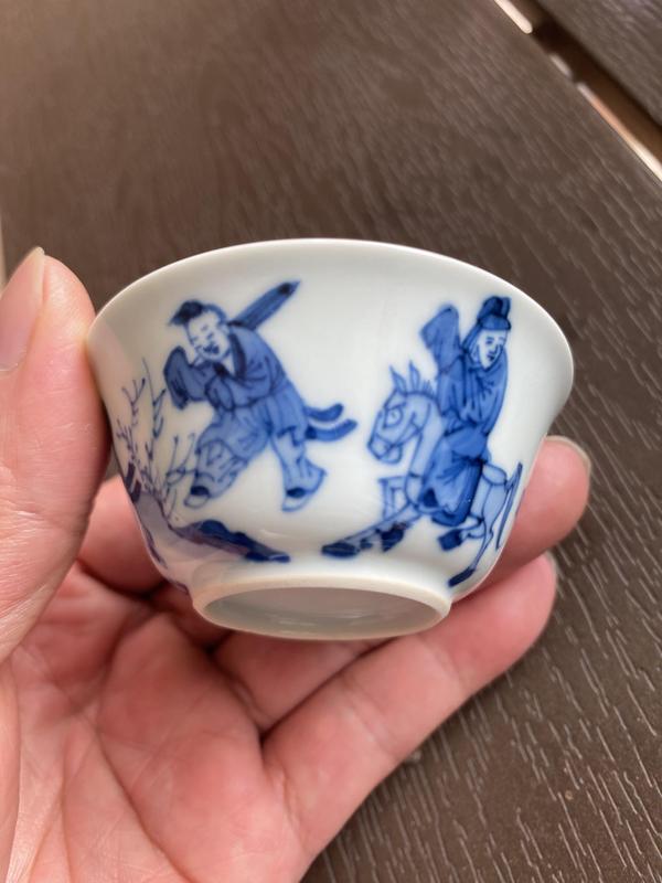 古玩陶瓷人物紋青花杯盤(pán)拍賣(mài)，當(dāng)前價(jià)格4200元