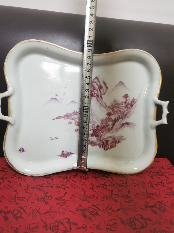 古玩陶瓷胭脂紅彩山水紋盤拍賣,當前價格2000元