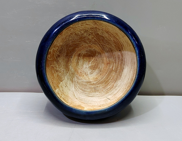 古玩陶瓷清早期康熙藍釉三足小爐拍賣,當前價格2500元