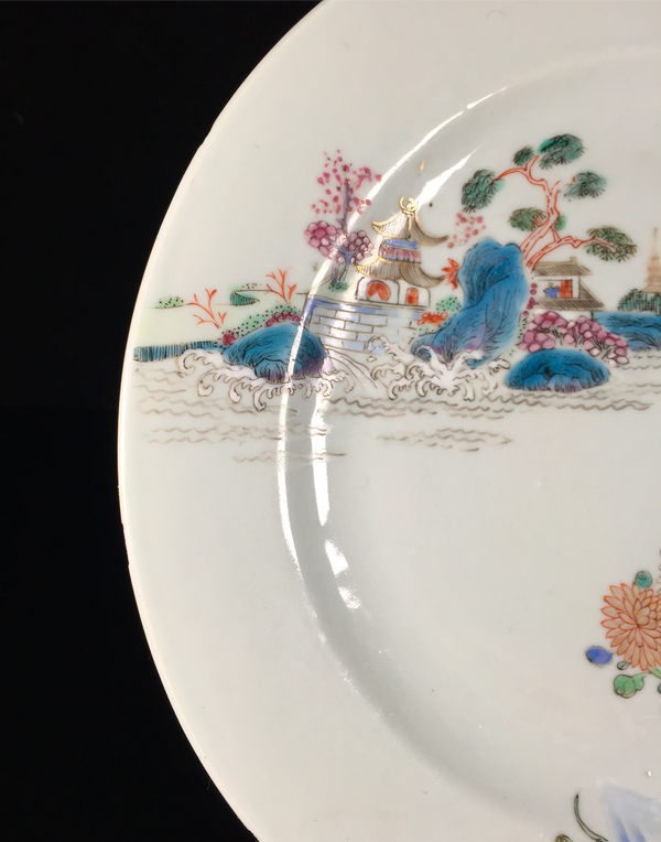 古玩陶瓷【清·精美山水花卉紋粉彩盤】拍賣,當(dāng)前價(jià)格3288元